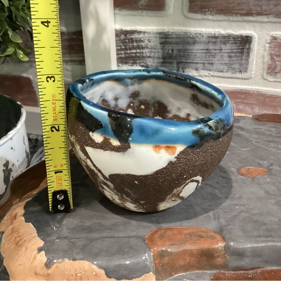 🔵 Handmade Ceramic / Pottery Crafted Bowl - Pretty Blues, Browns, White & Black - Picture 9 of 11